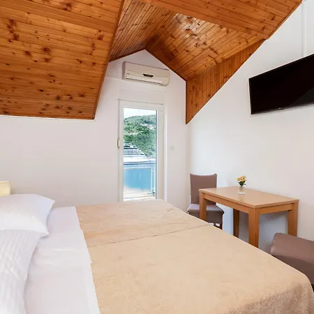 Penzion Marica 3*